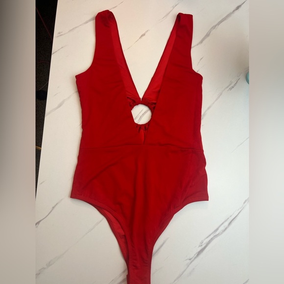 Blue Blush Red Bodysuit - Picture 3 of 6